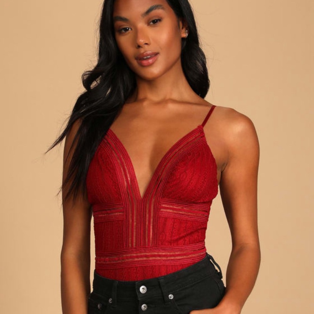 LuLu’s Casita Wine Lace Red Bodysuit size small